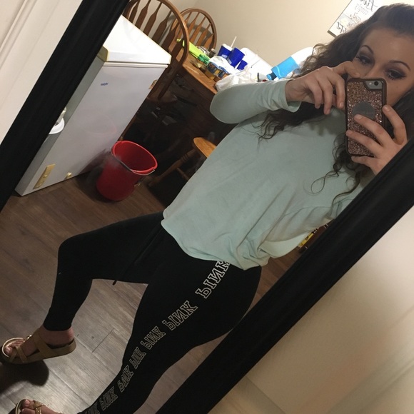 Meet your Posher, Alexis - Picture 6 of 7